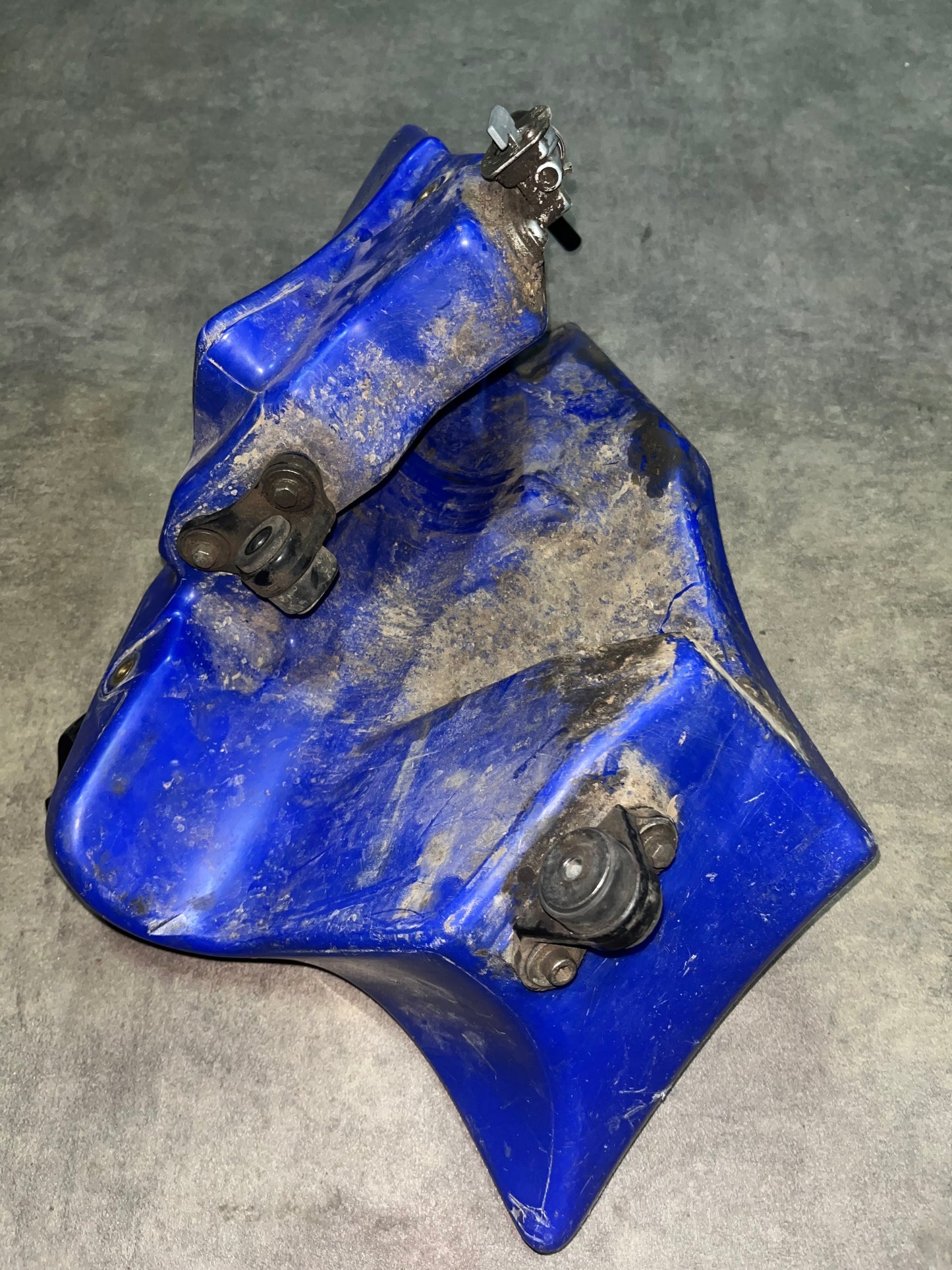 réservoir yz 85