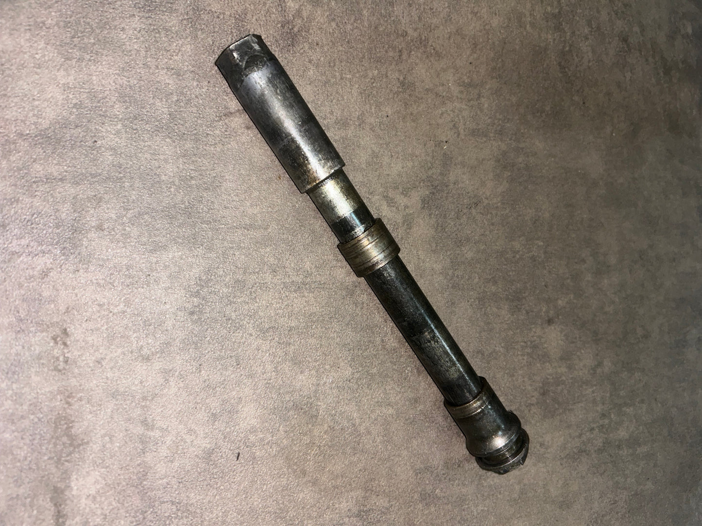 axe de roue avant 125 yz