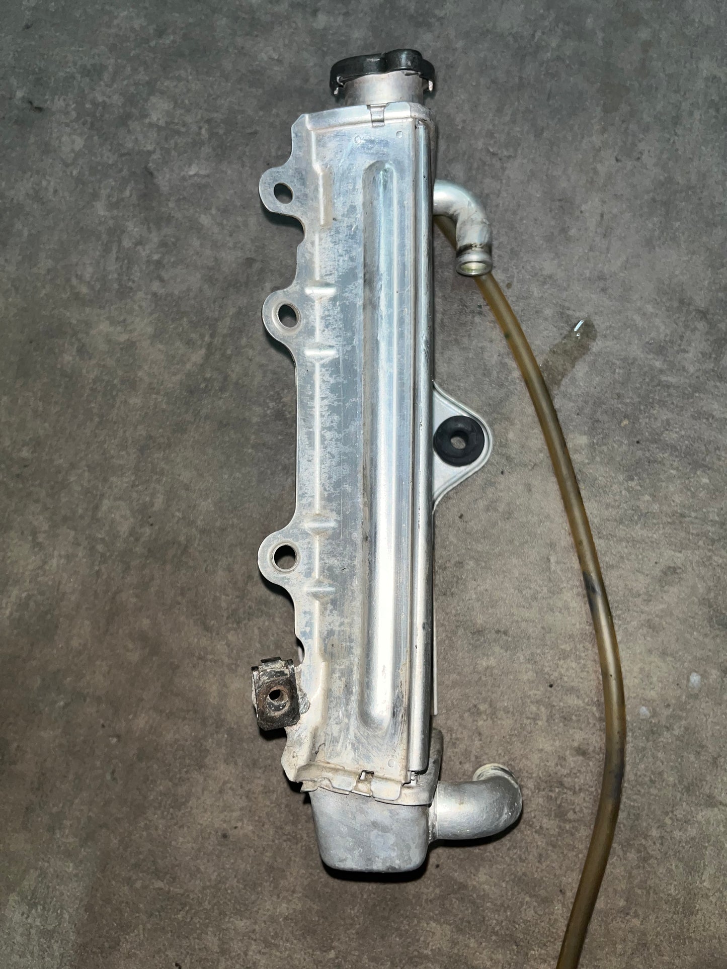 radiateur 85 yz
