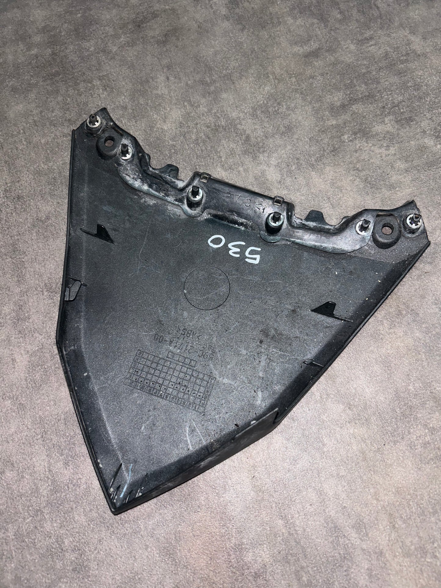 cache feux arrière tmax 530