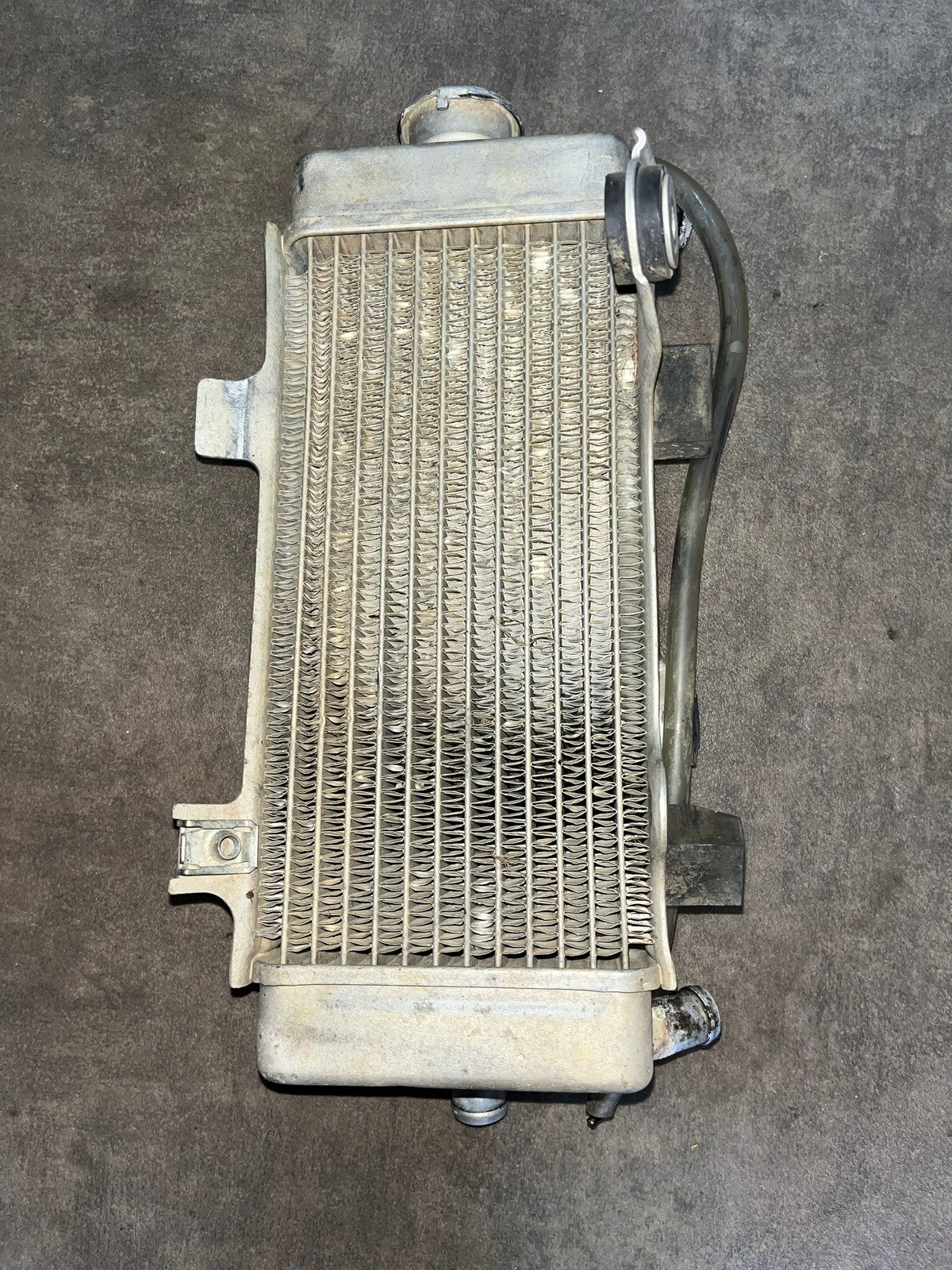 radiateur droit 250 crf