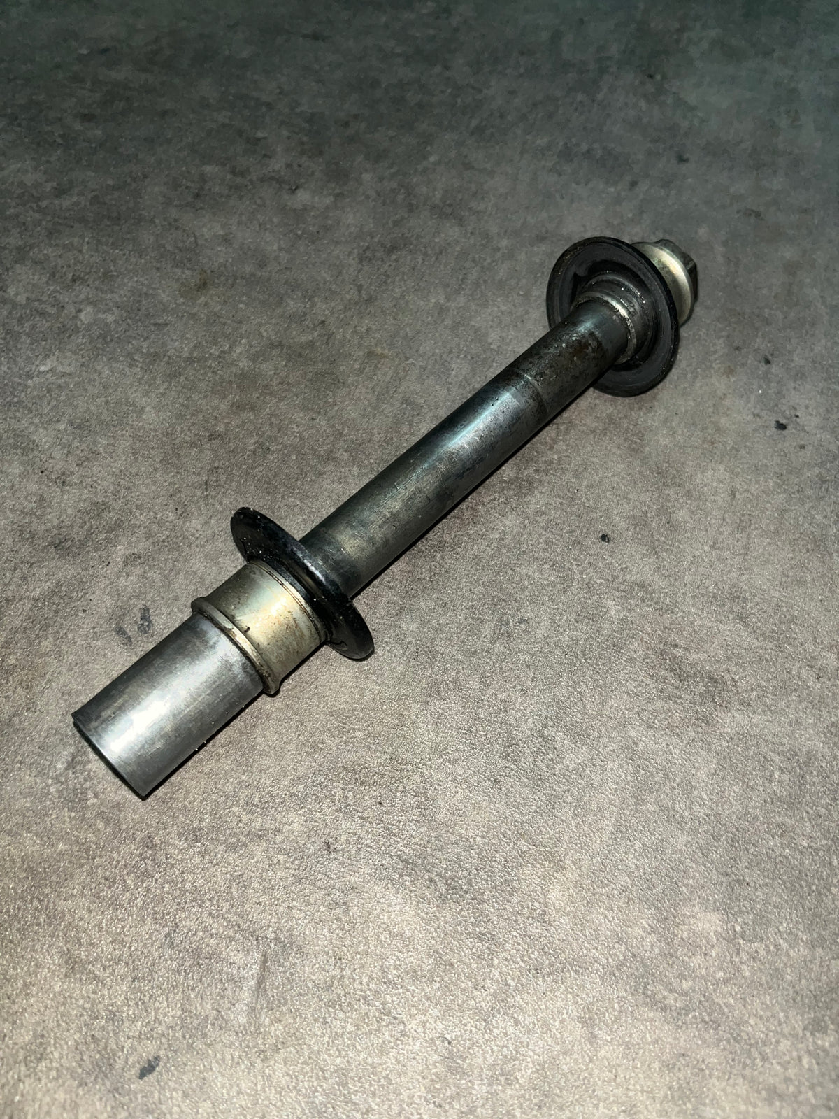 axe de roue avant 450 kxf