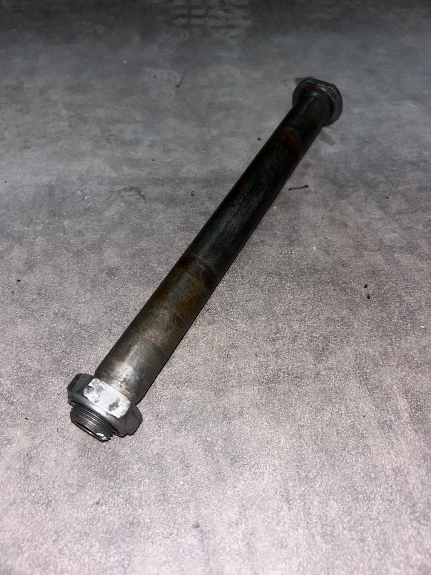 axe de roue arrière 250 crf
