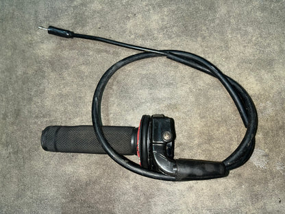 accélérateur et câble rm 85