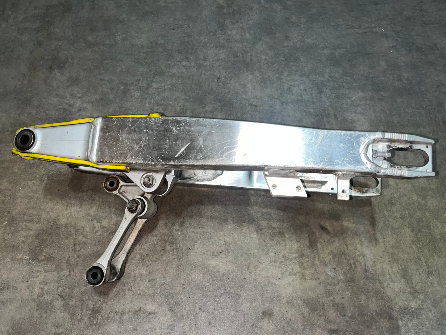 bras oscillant 250 rmz