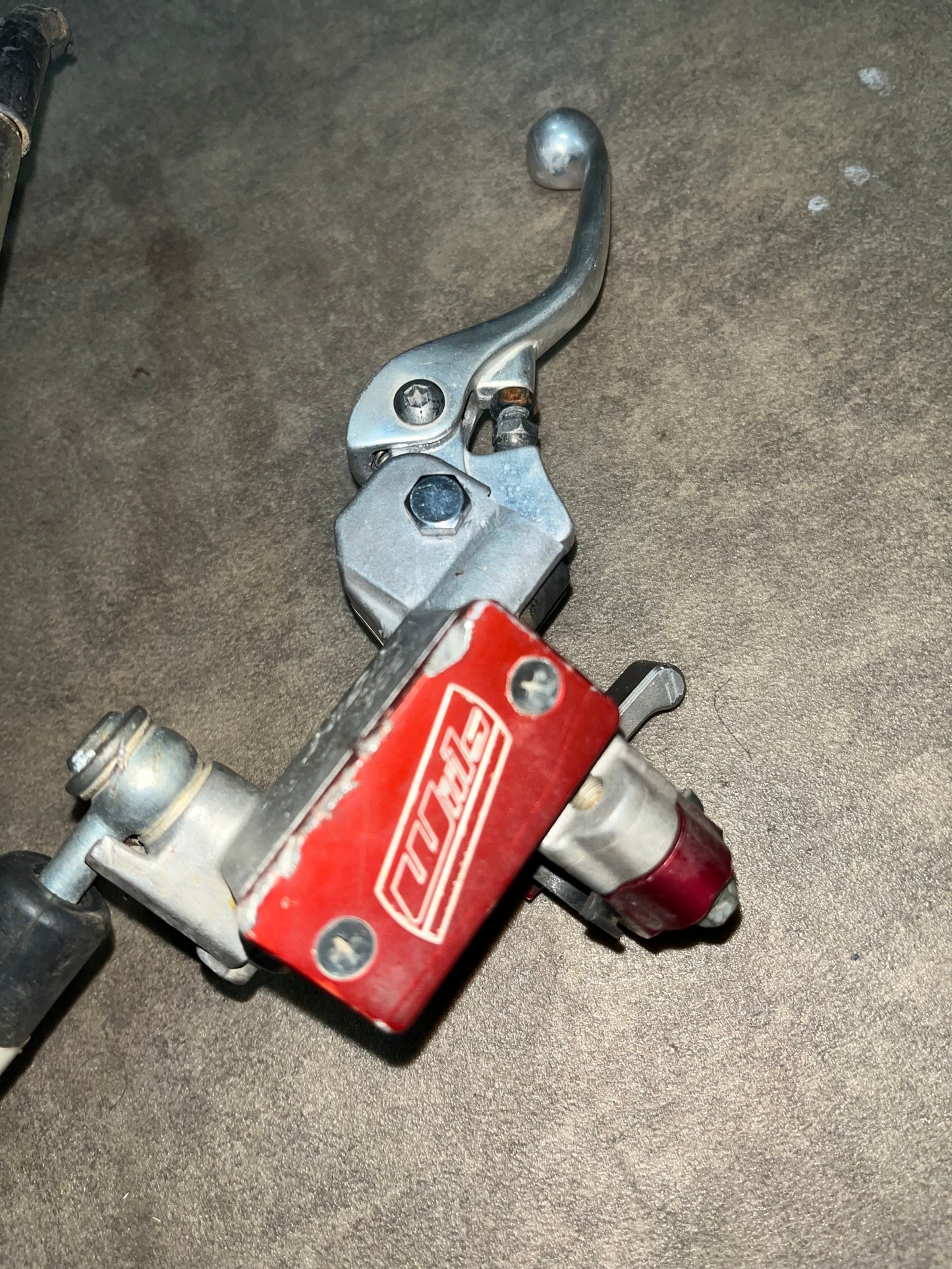 frein avant 250 rmz