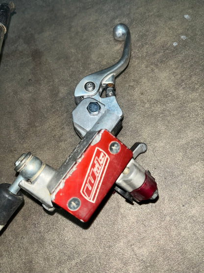 frein avant 250 rmz