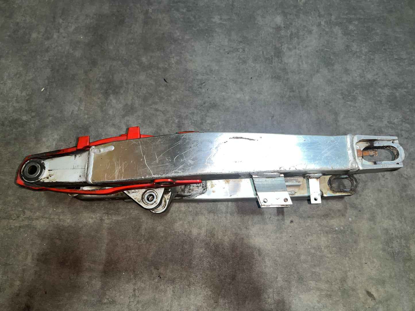 bras oscillant 250 crf