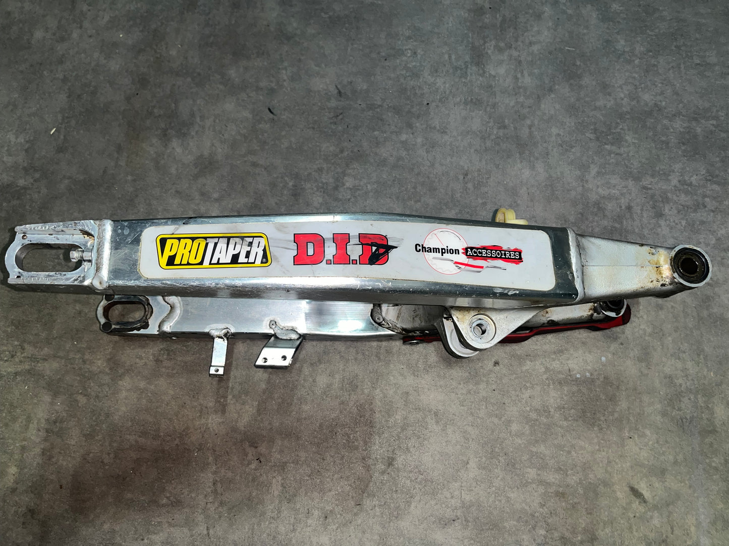 bras oscillant 250 crf