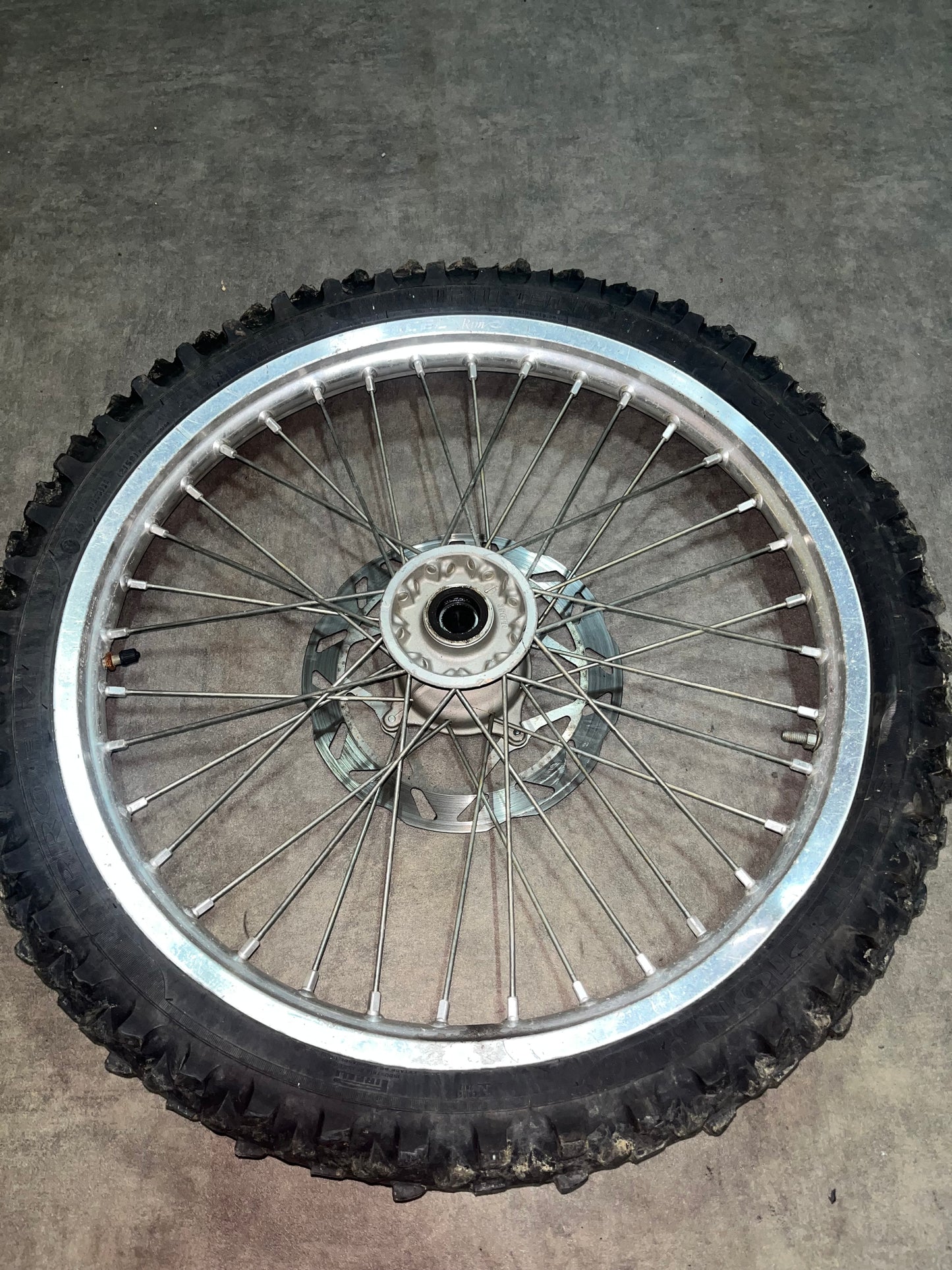 roue avant et arrière 250 rmz