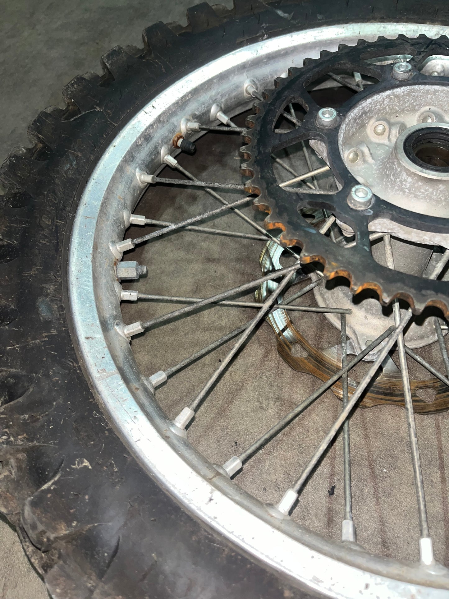 roue avant et arrière 250 rmz