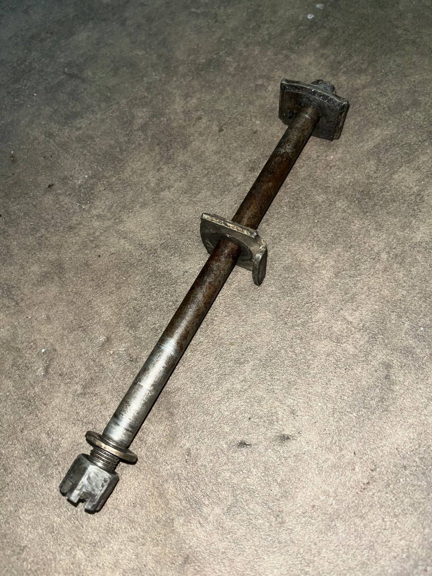 axe de roue arrière 65 kx rm