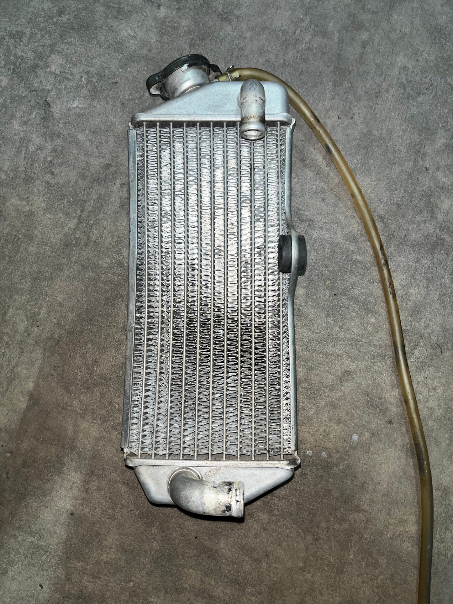 radiateur 85 yz