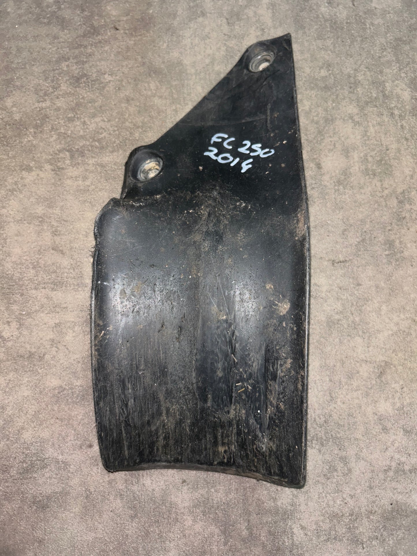 pare boue arrière husqvarna 250 fc