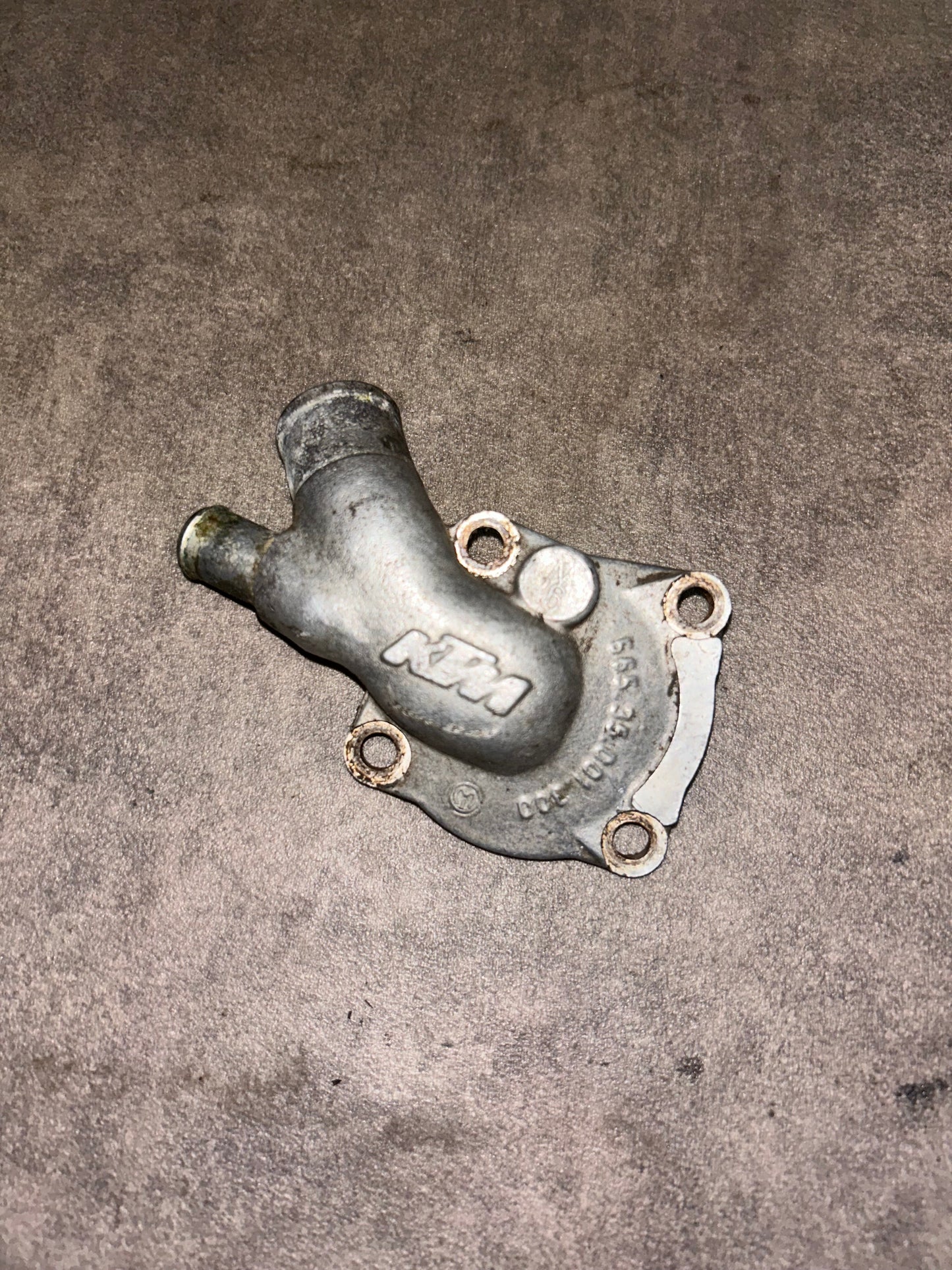 carter pompe a eau ktm LC4