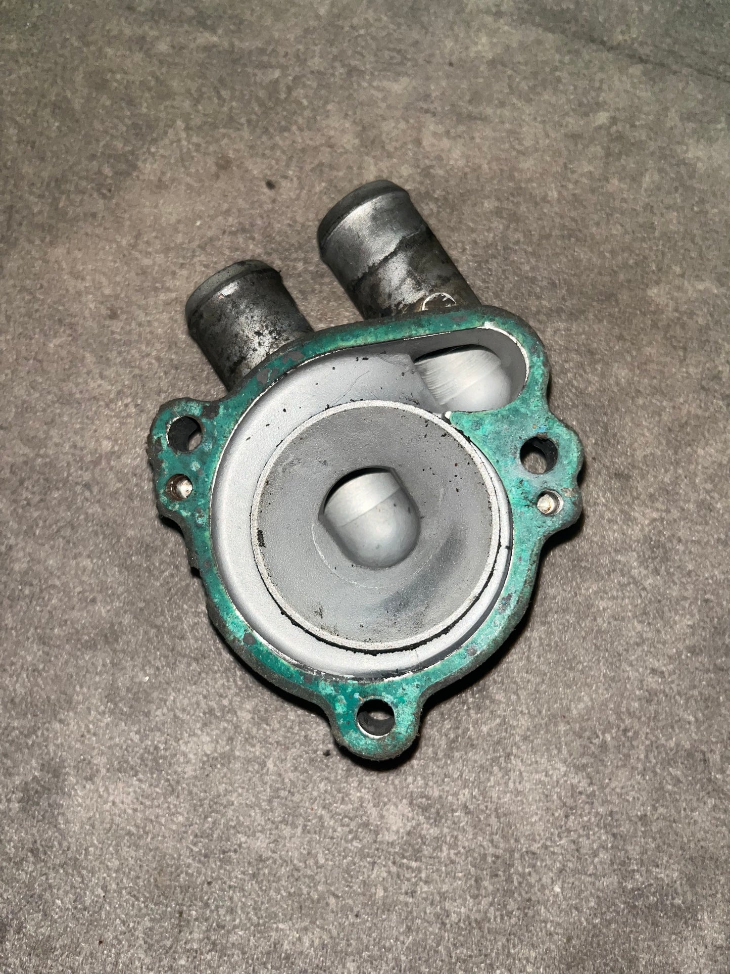 carter de pompe a eau kx 85