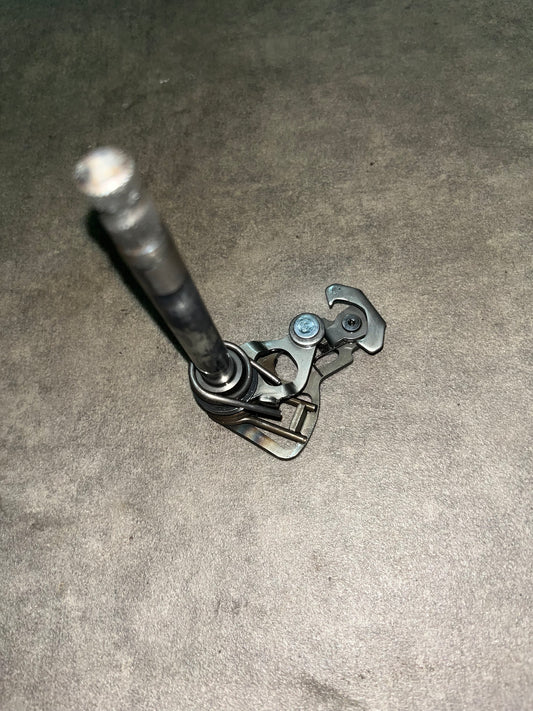 axe de sélecteur yz 85