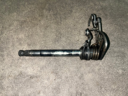 axe de sélecteur yz 85