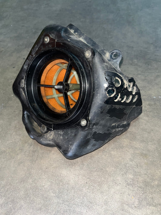 boite a air yz 85