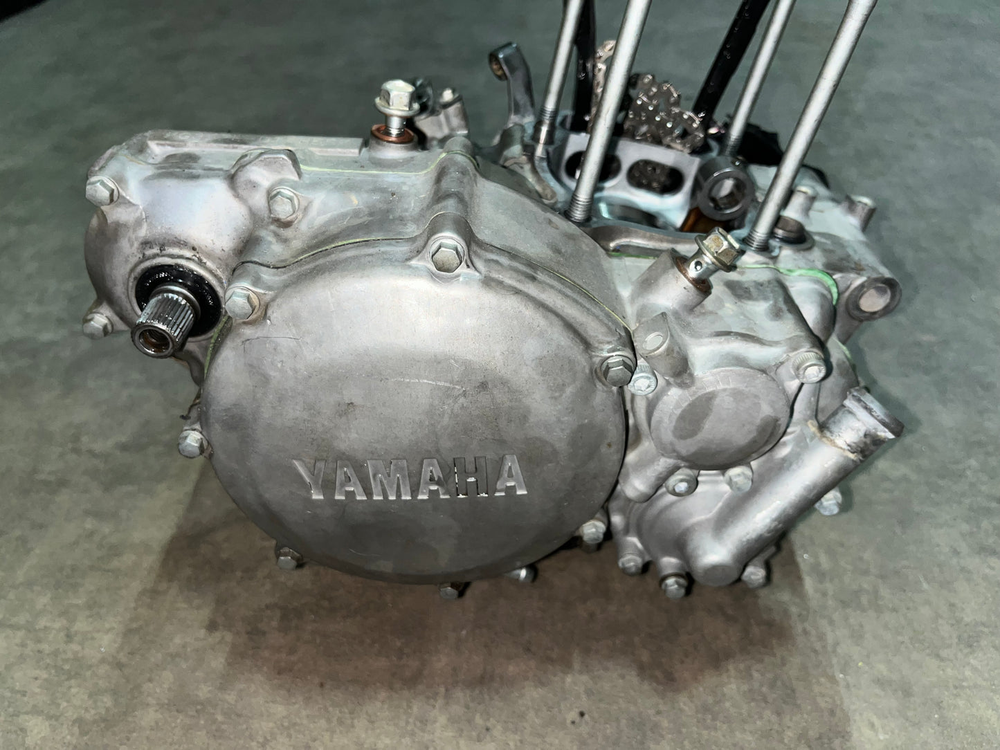 bas moteur 250 yzf 2008