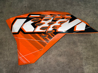 ouïe de réservoir gauche ktm sx-f