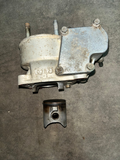 cylindre piston rm 85
