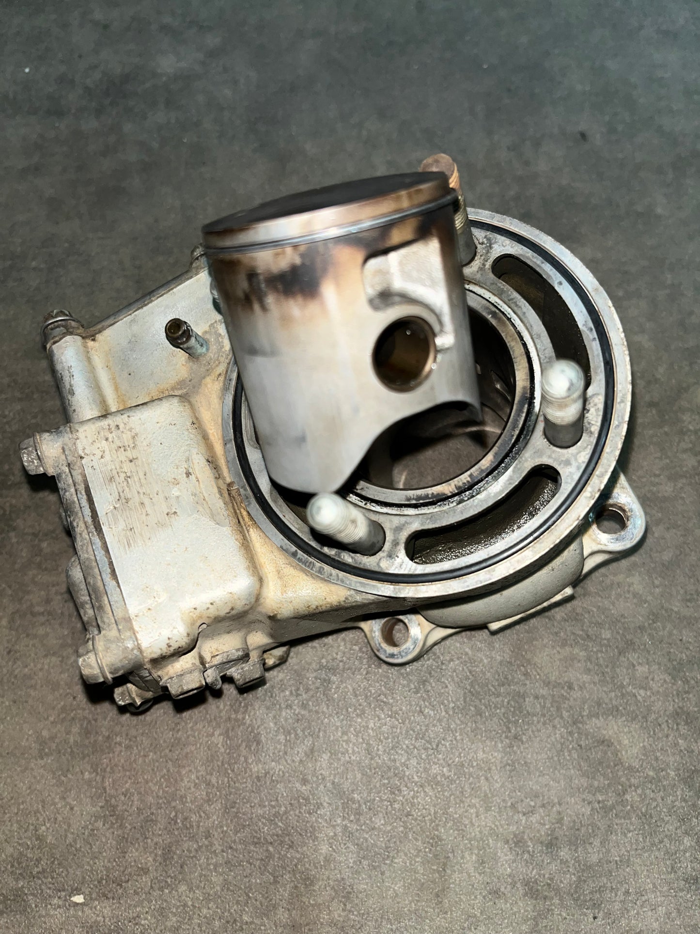 cylindre piston rm 85