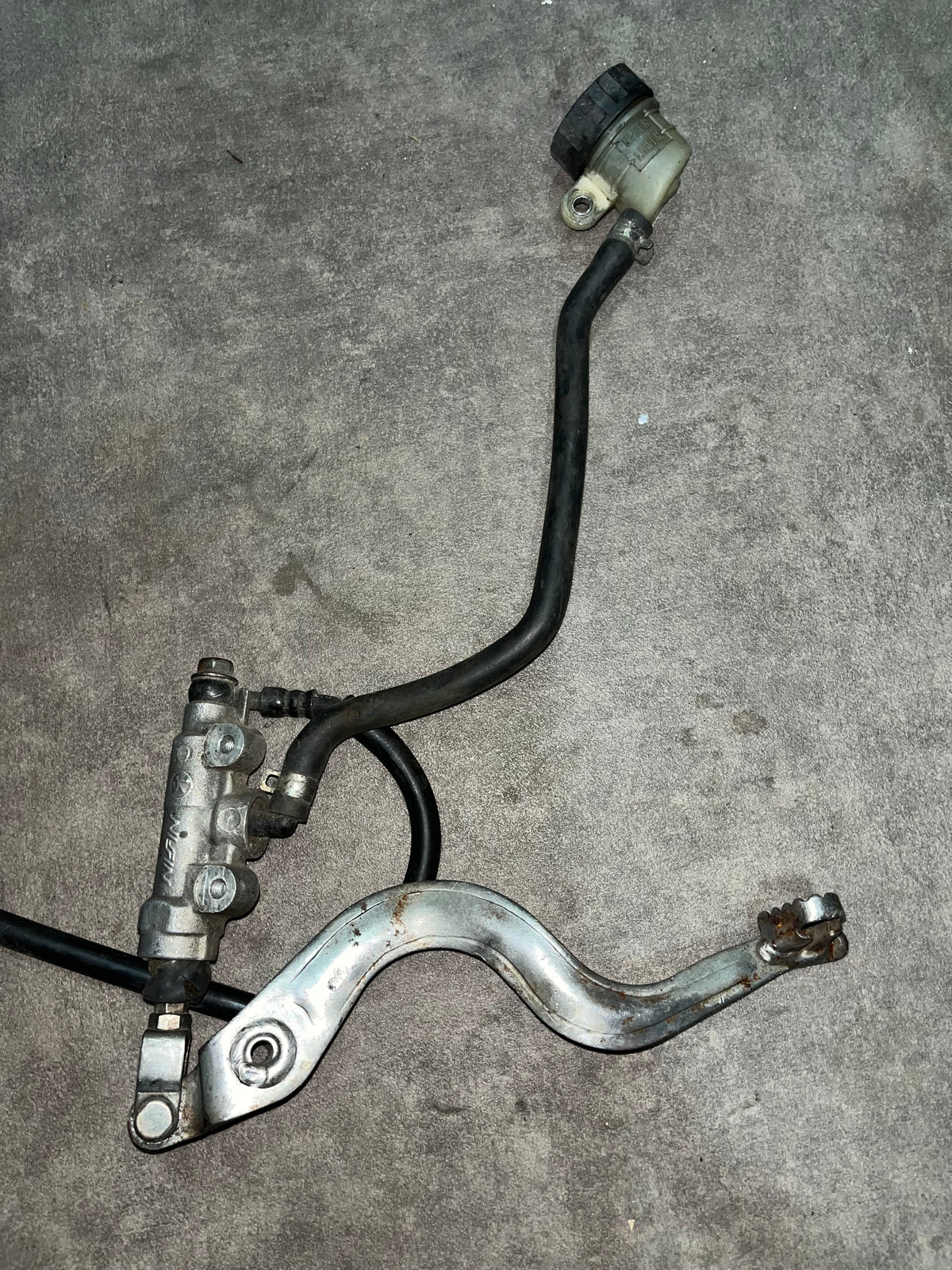maitre cylindre arrière yz 85