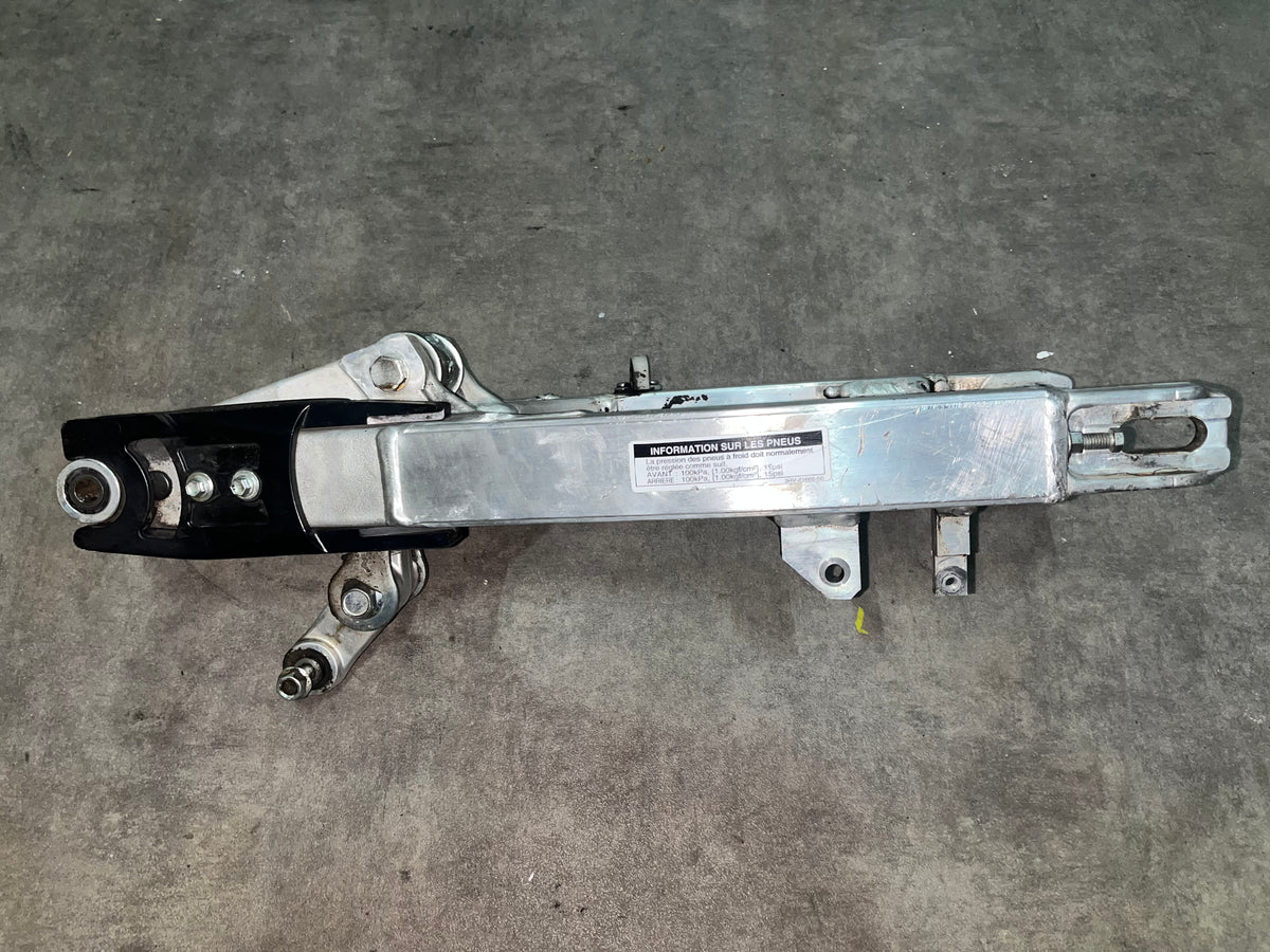 bras oscillant yz 85