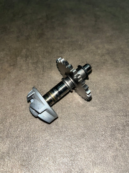 pompe a eau yz 85