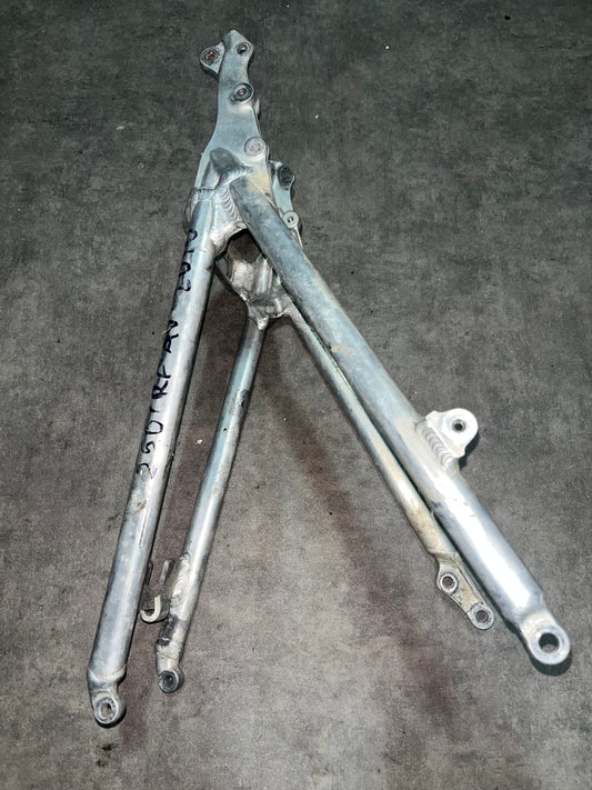 boucle arrière 250 crf