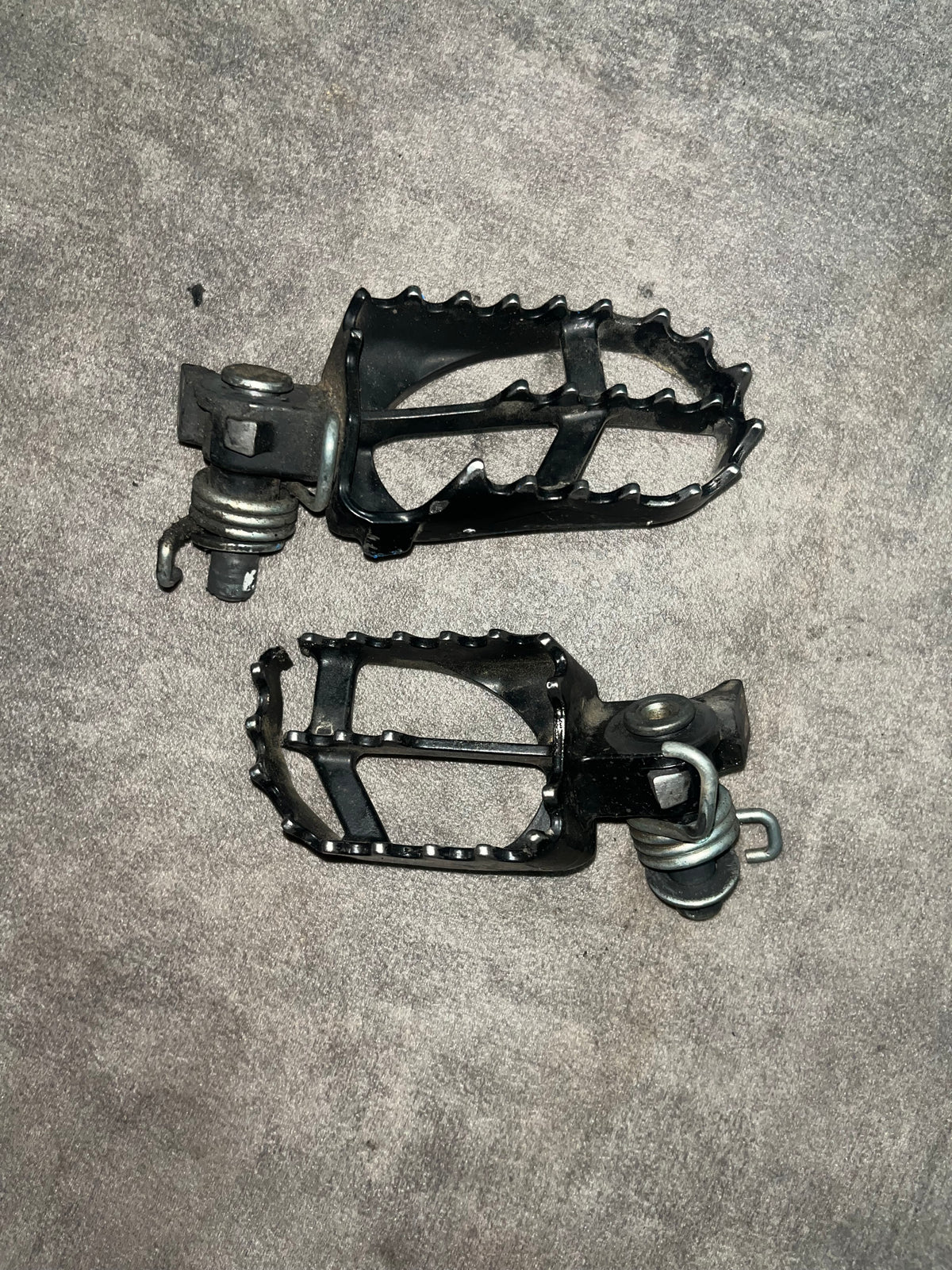 cale pied yz 85