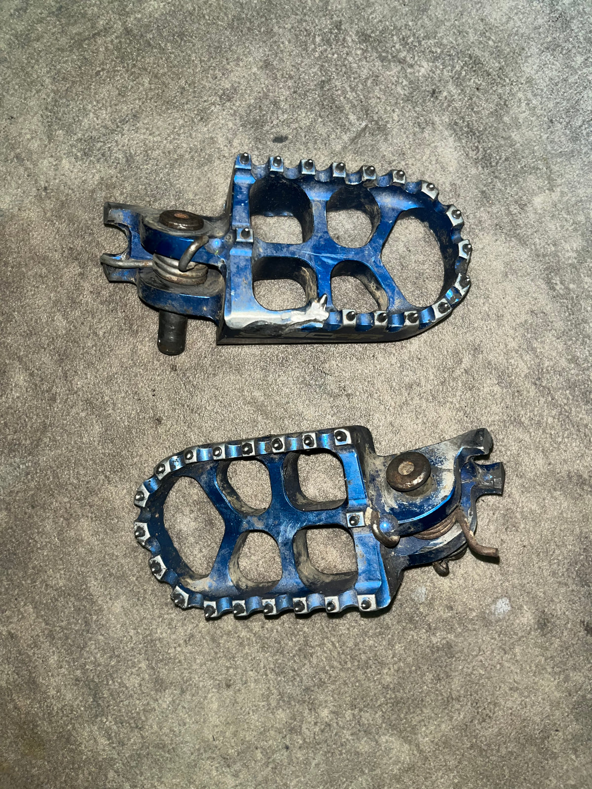 cale pied 450 kxf