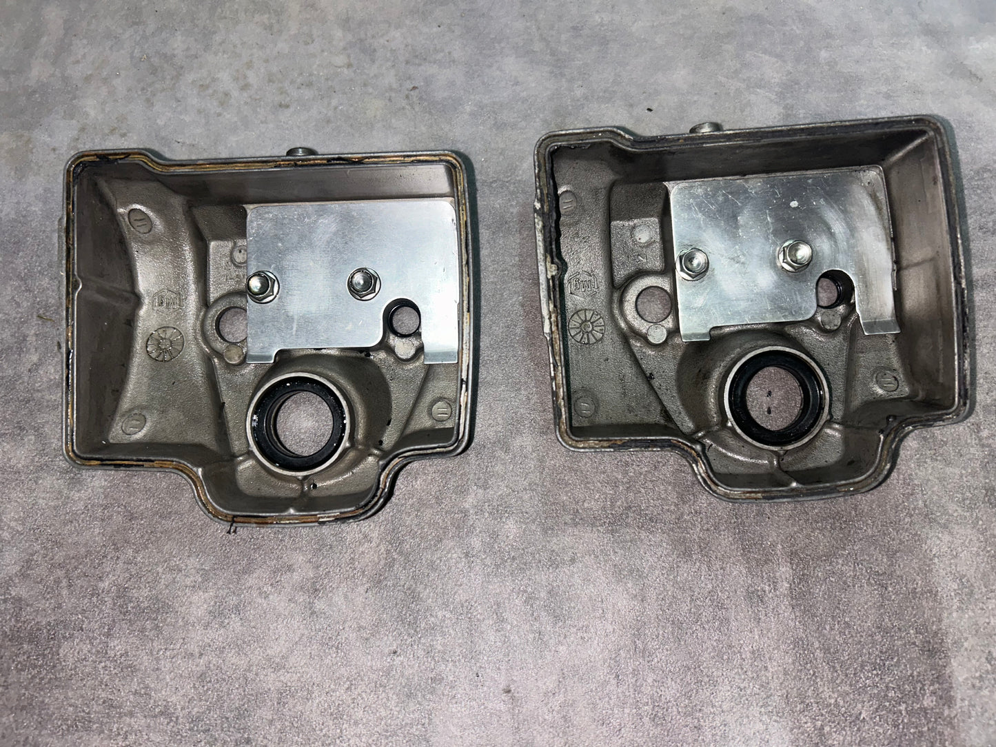 cache culbuteur 250 crf