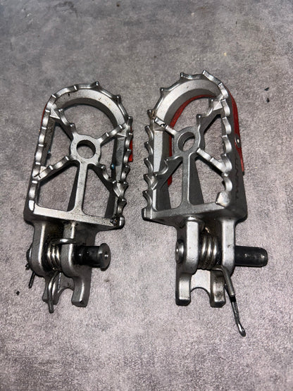 cale pied 250 crf