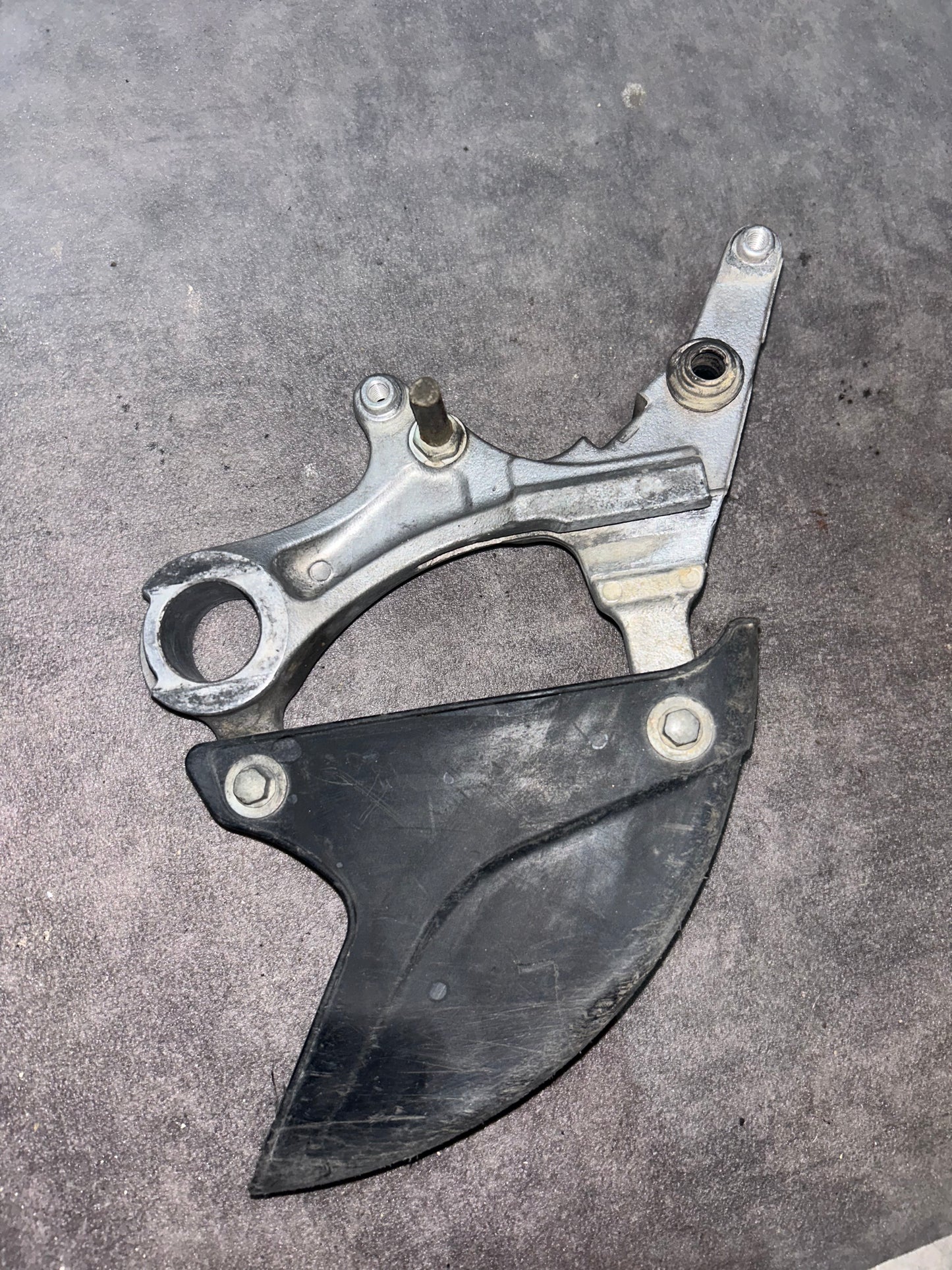 support étrier de frein arrière 250 kxf