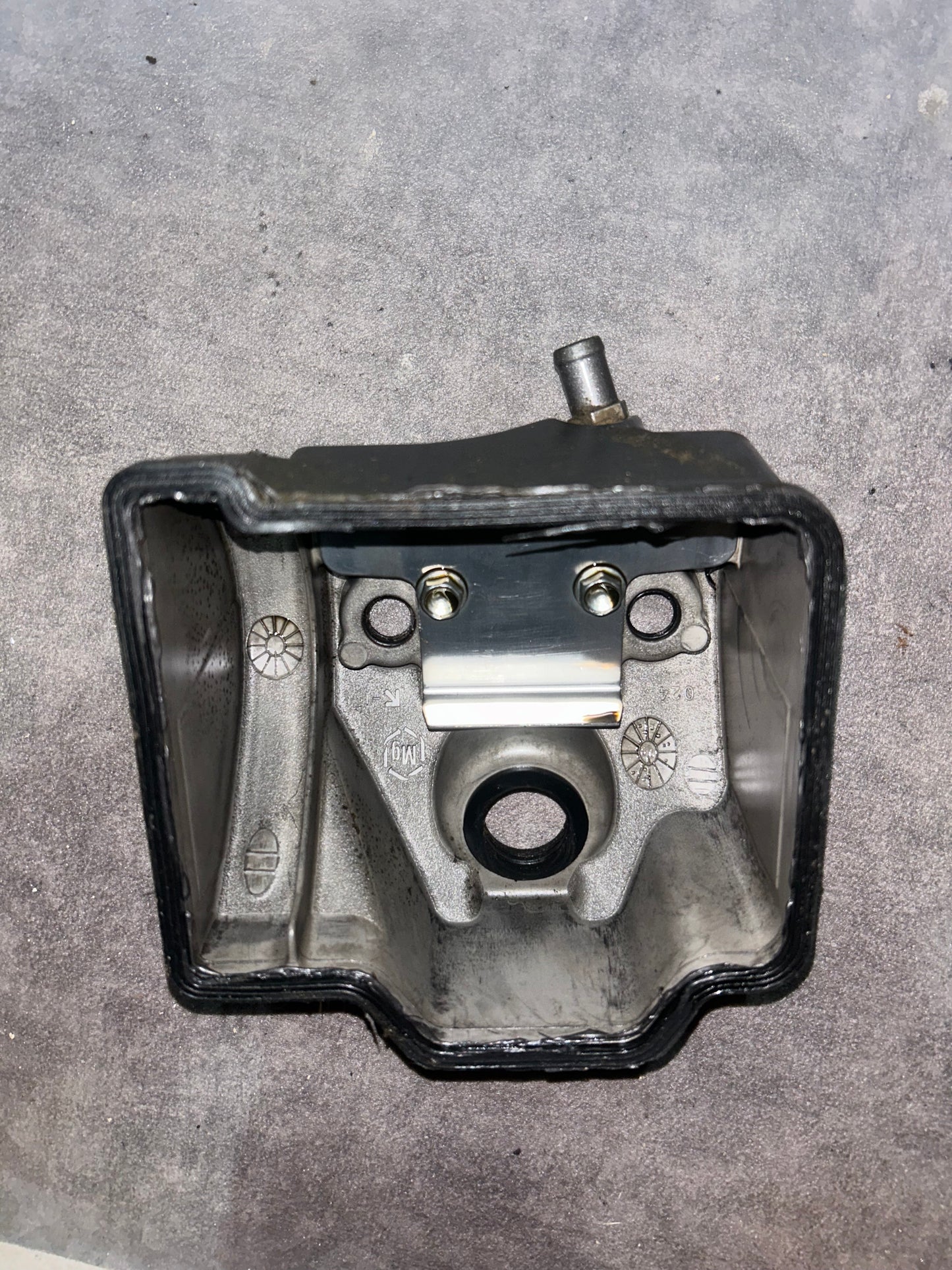 cache culbuteur 250 crf