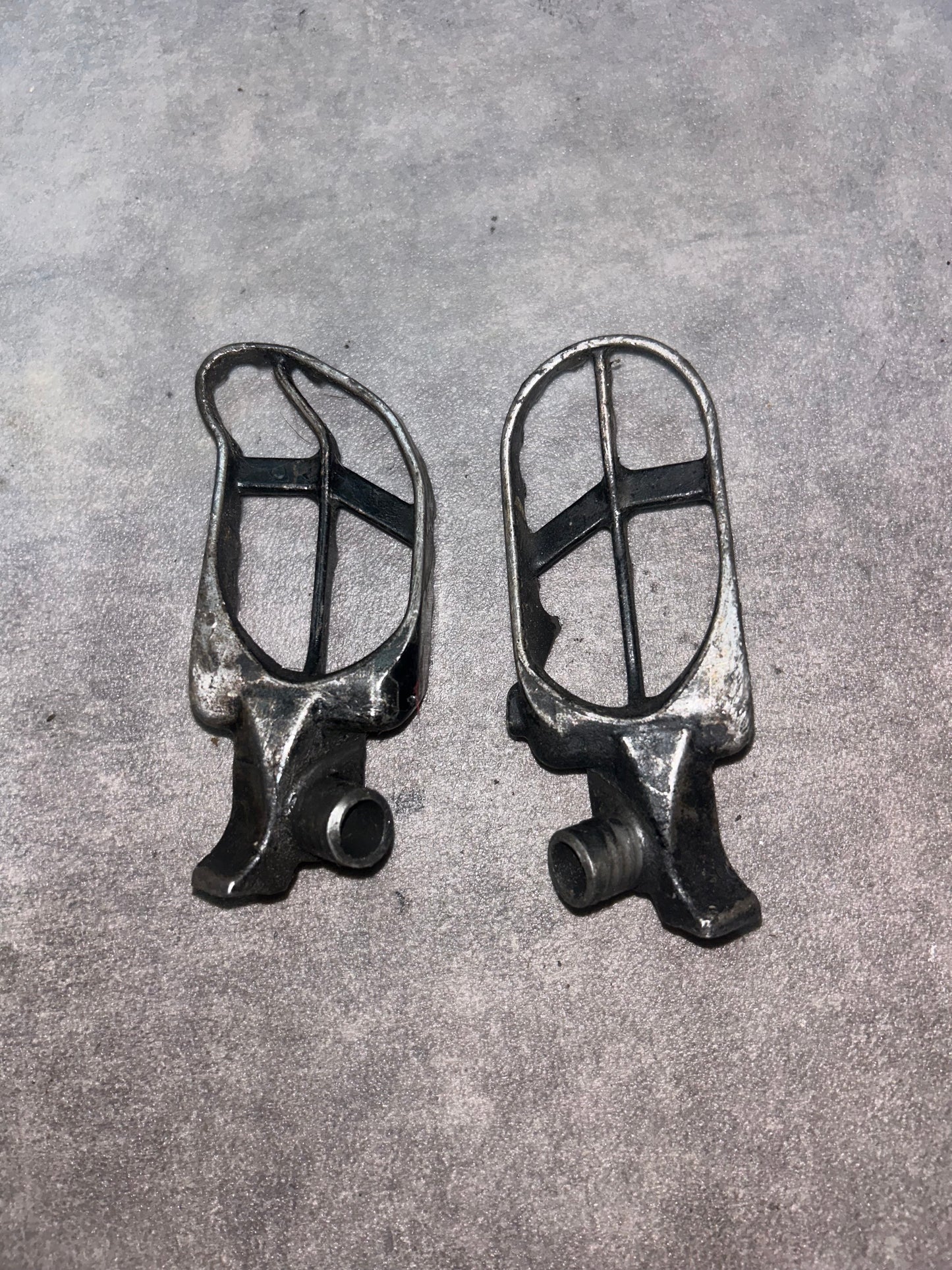cale pied yz 85